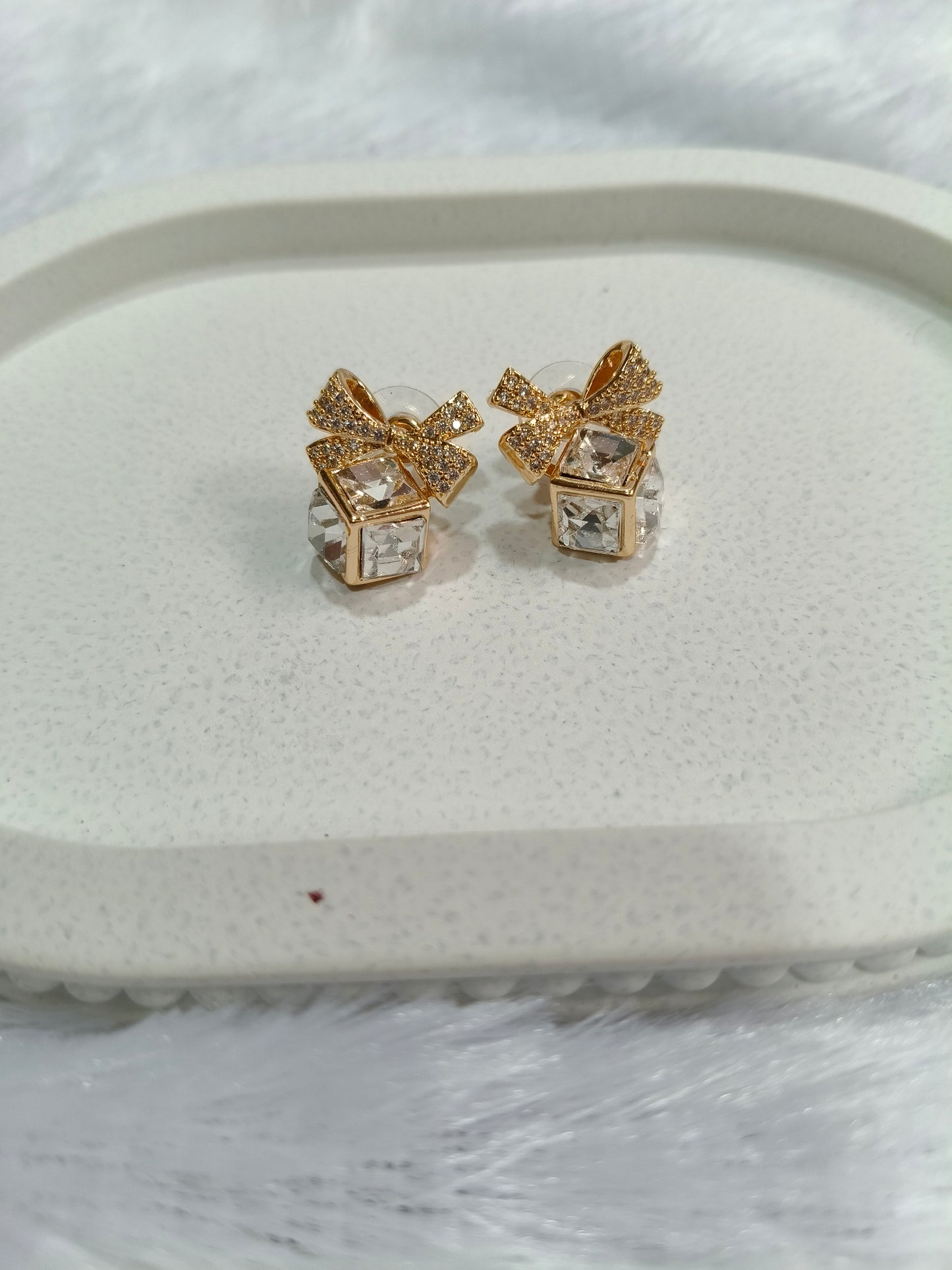 Dual Stone Drops studs