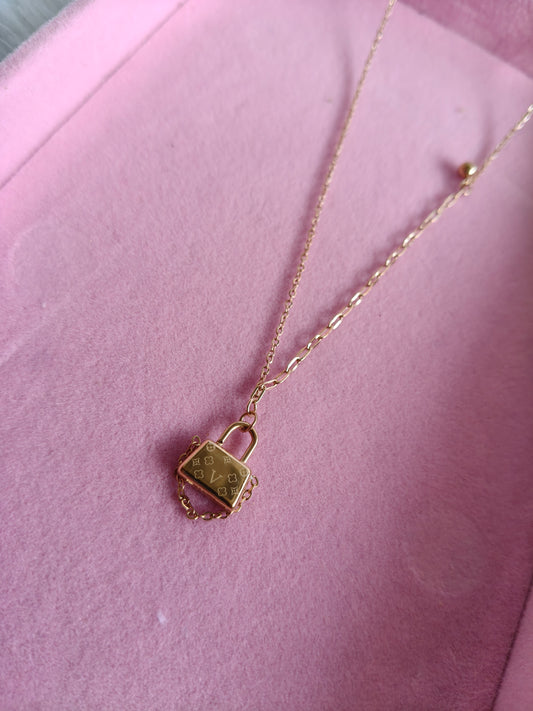 Chic Handbag Gold-Plated Pendant Necklace